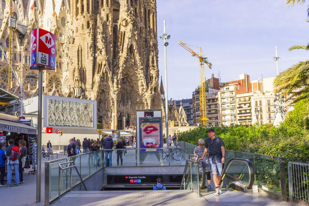 Apart-Suites Hostemplo Barcelone Extérieur photo